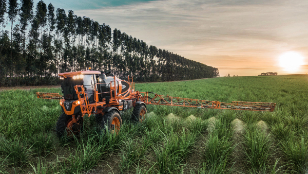 Бразильский «Самурай» в Сибири: как Jacto покоряет российские поля Бразильский «Самурай» в Сибири: как Jacto покоряет российские поля