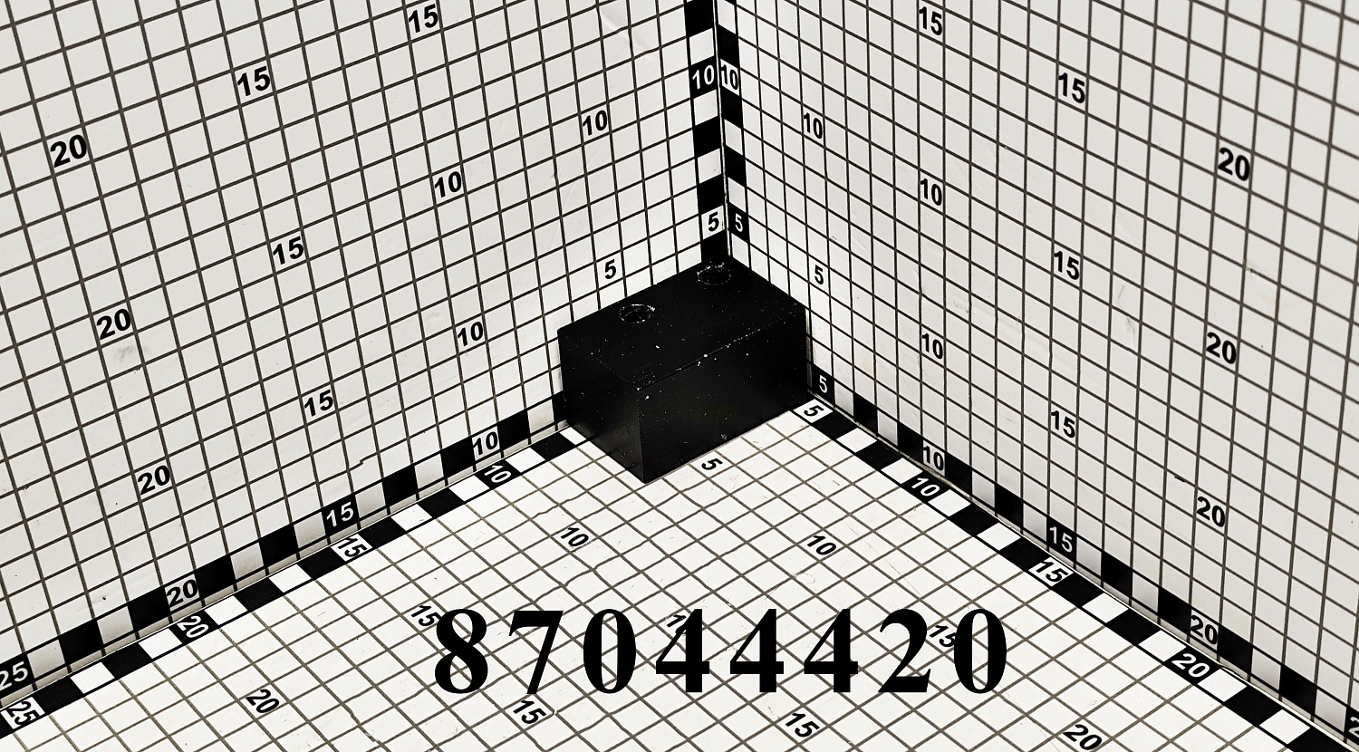 Блок 87044420 CNHi