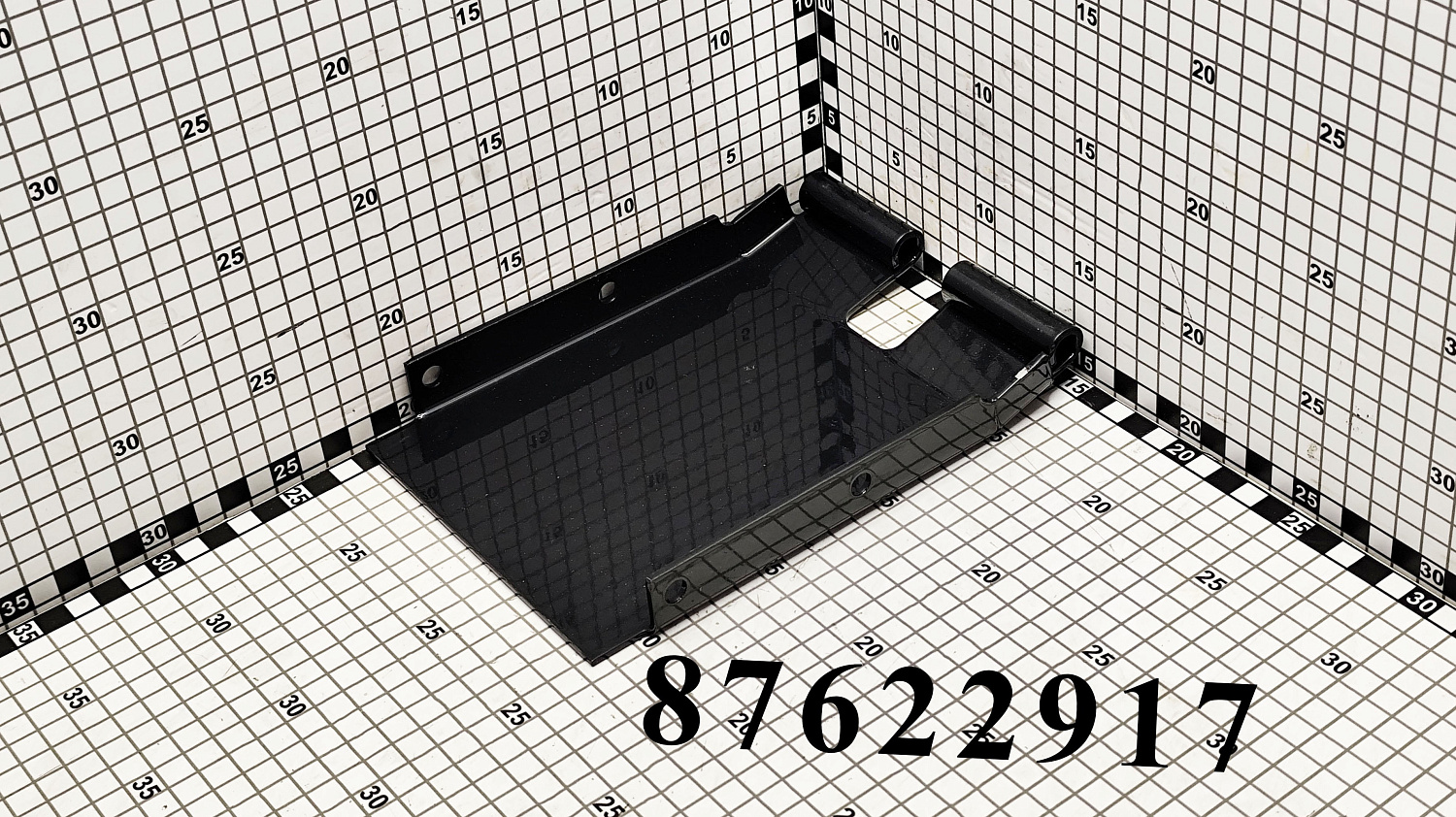 Кронштейн 87622917 CNHi