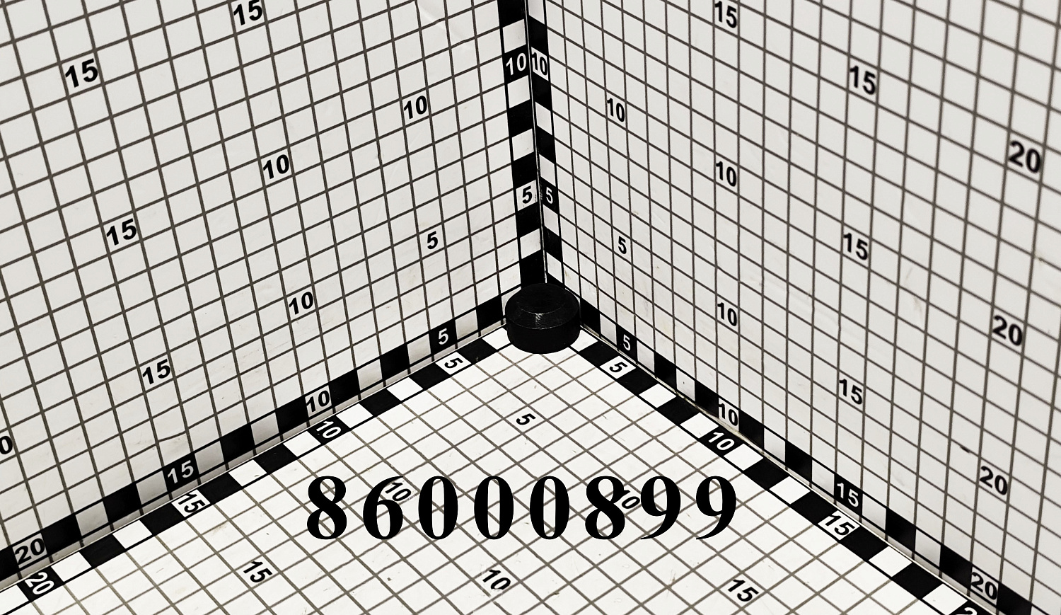 Втулка 86000899 CNHi