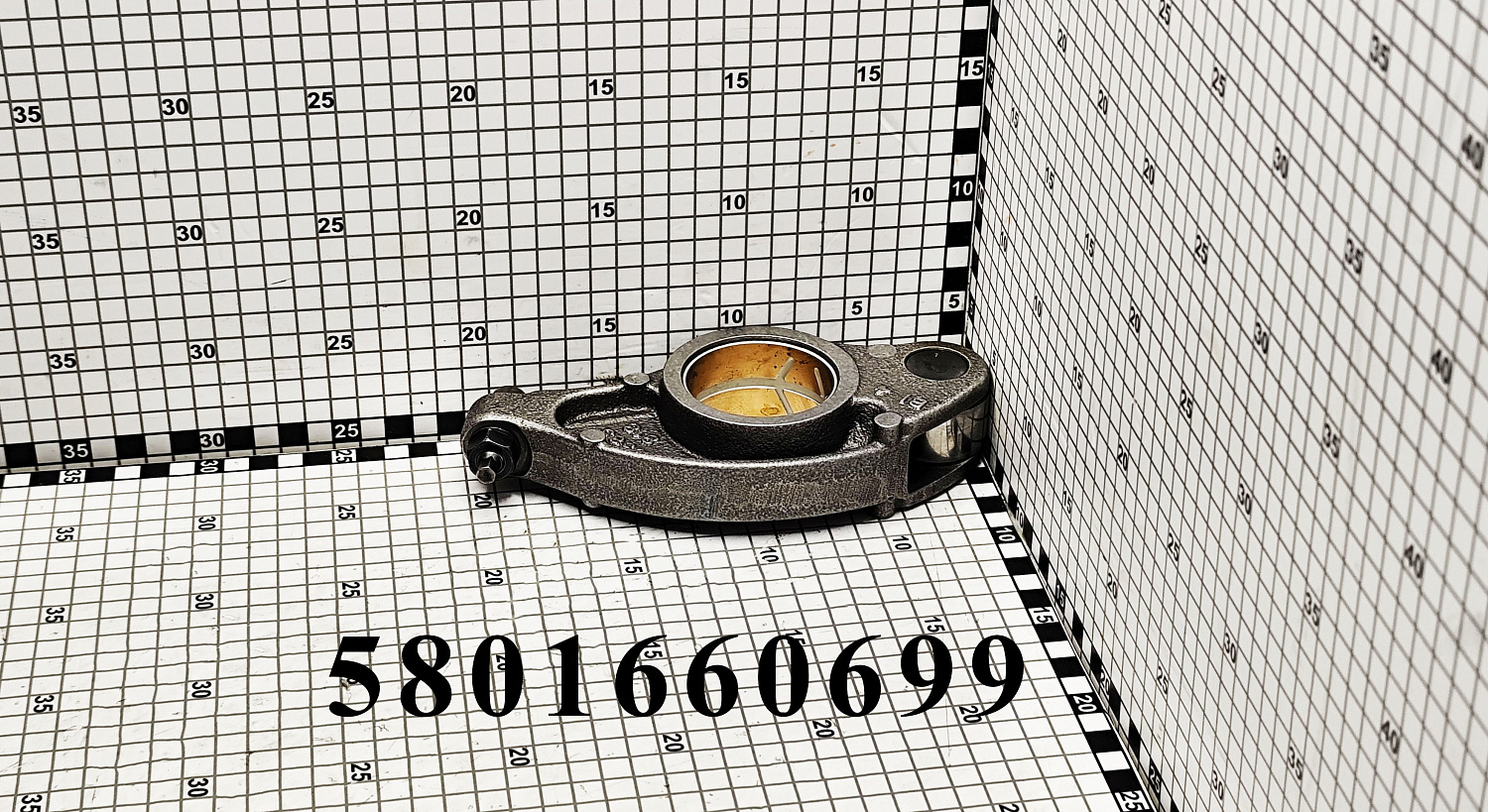 Коромысло 5801660699 CNHi