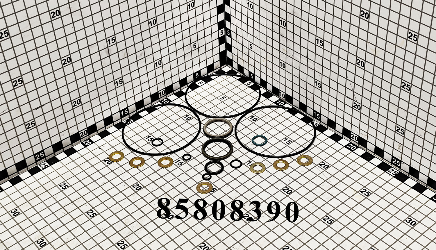Комплект сальников 85808390 CNHi