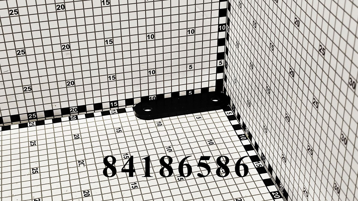 Пластина 84186586 CNHi