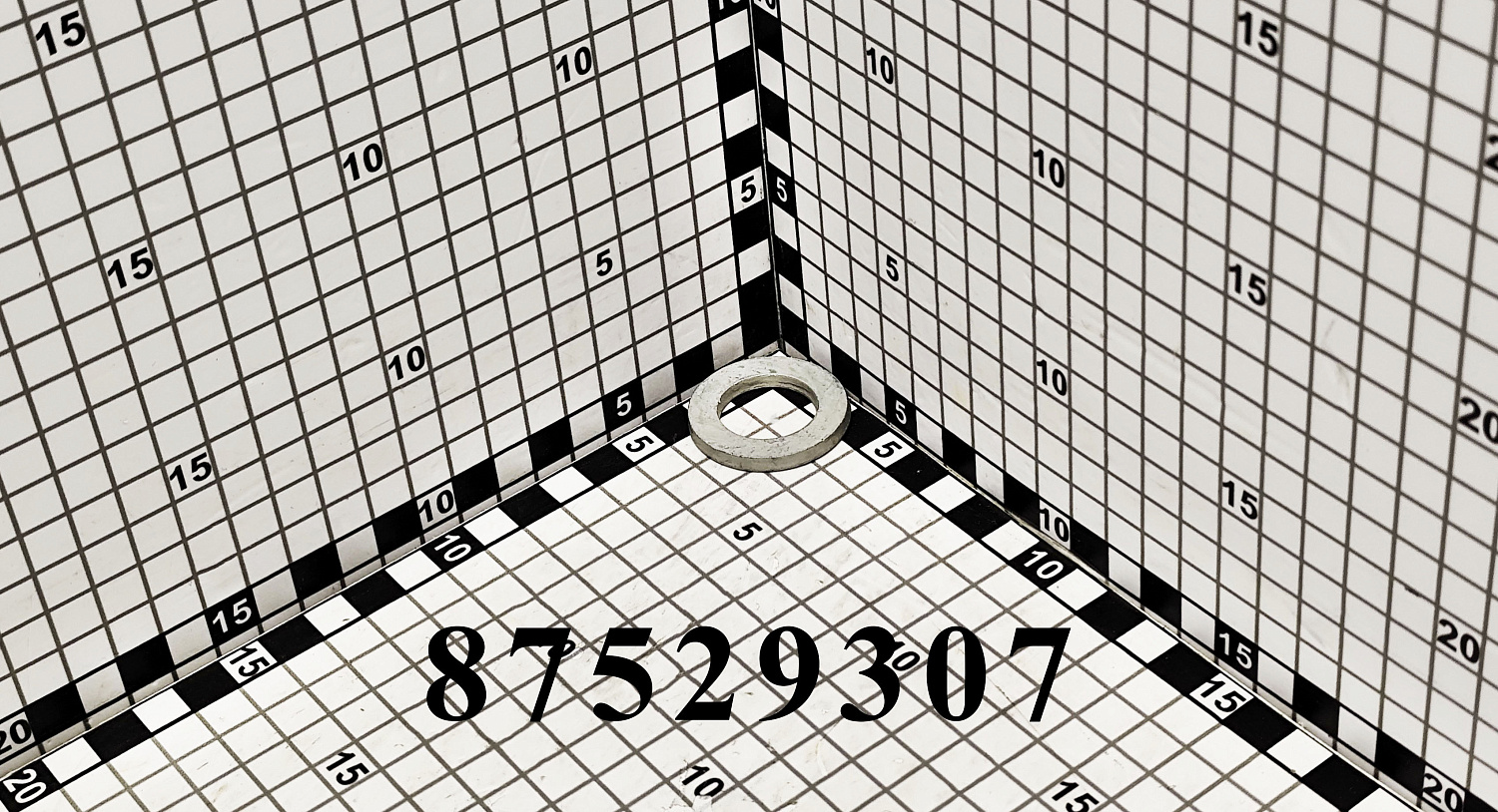 Шайба 87529307 CNHi