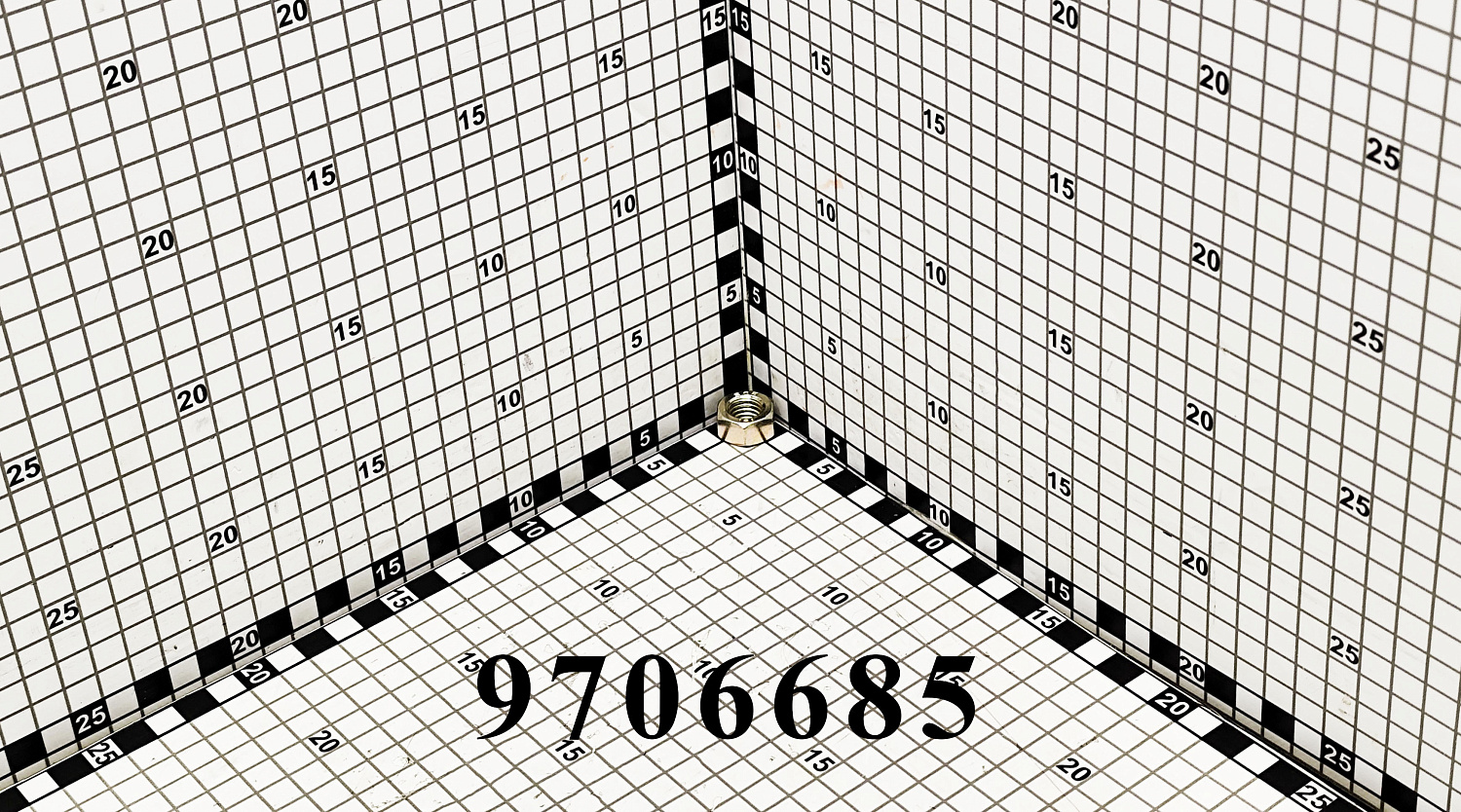 Гайка 9706685 CNHi
