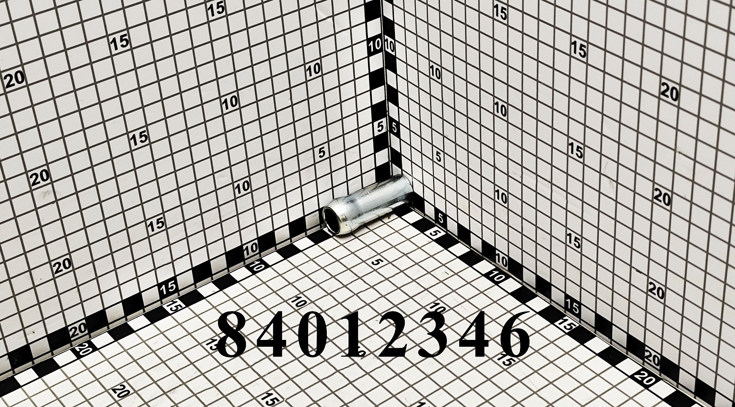 Трубка 84012346 CNHi
