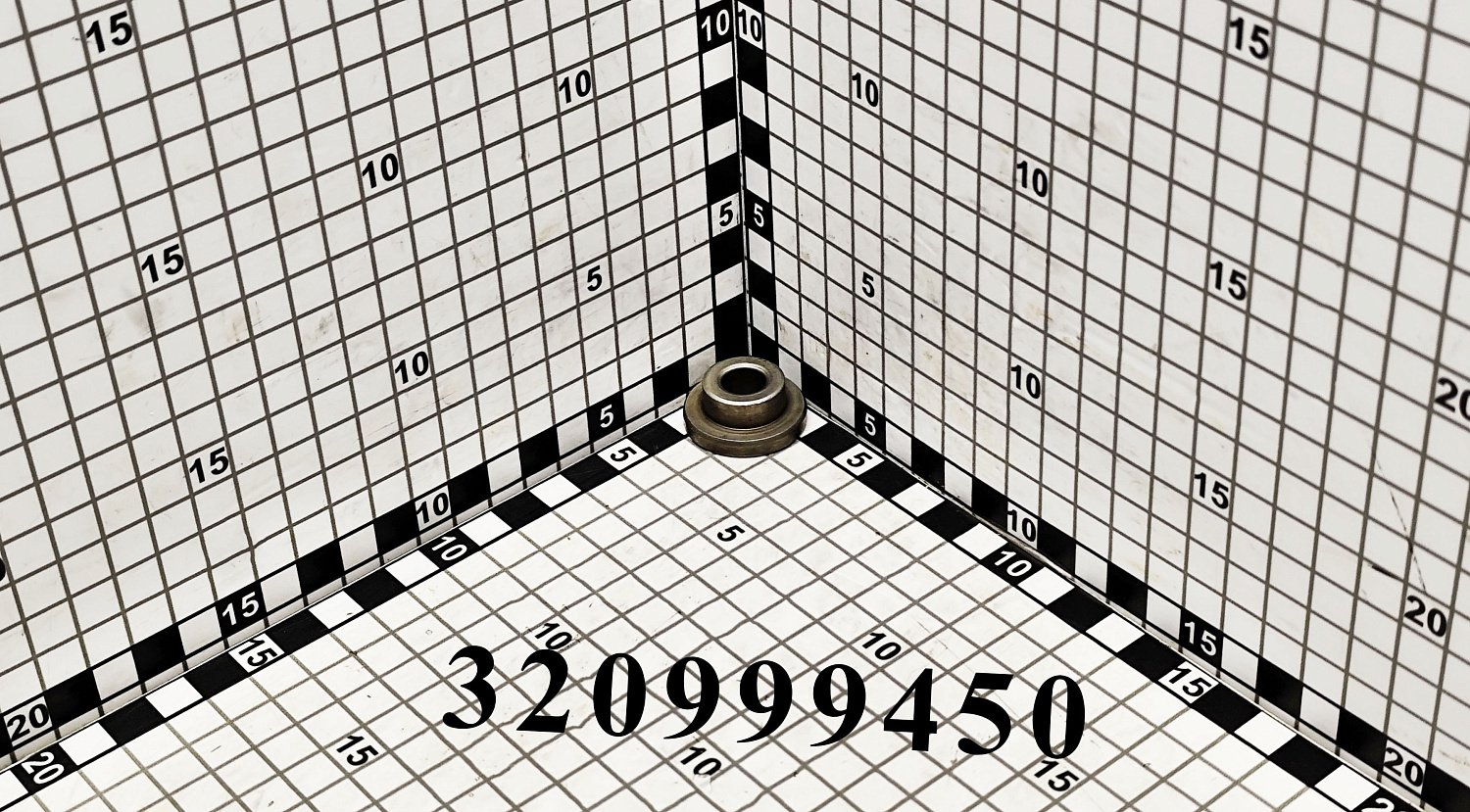 Втулка 320999450 CNHi