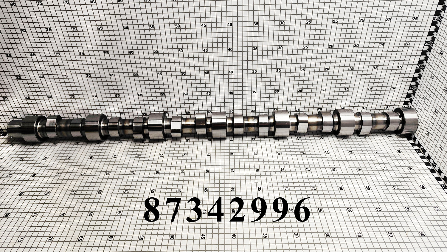 Распредвал 87342996 CNHi