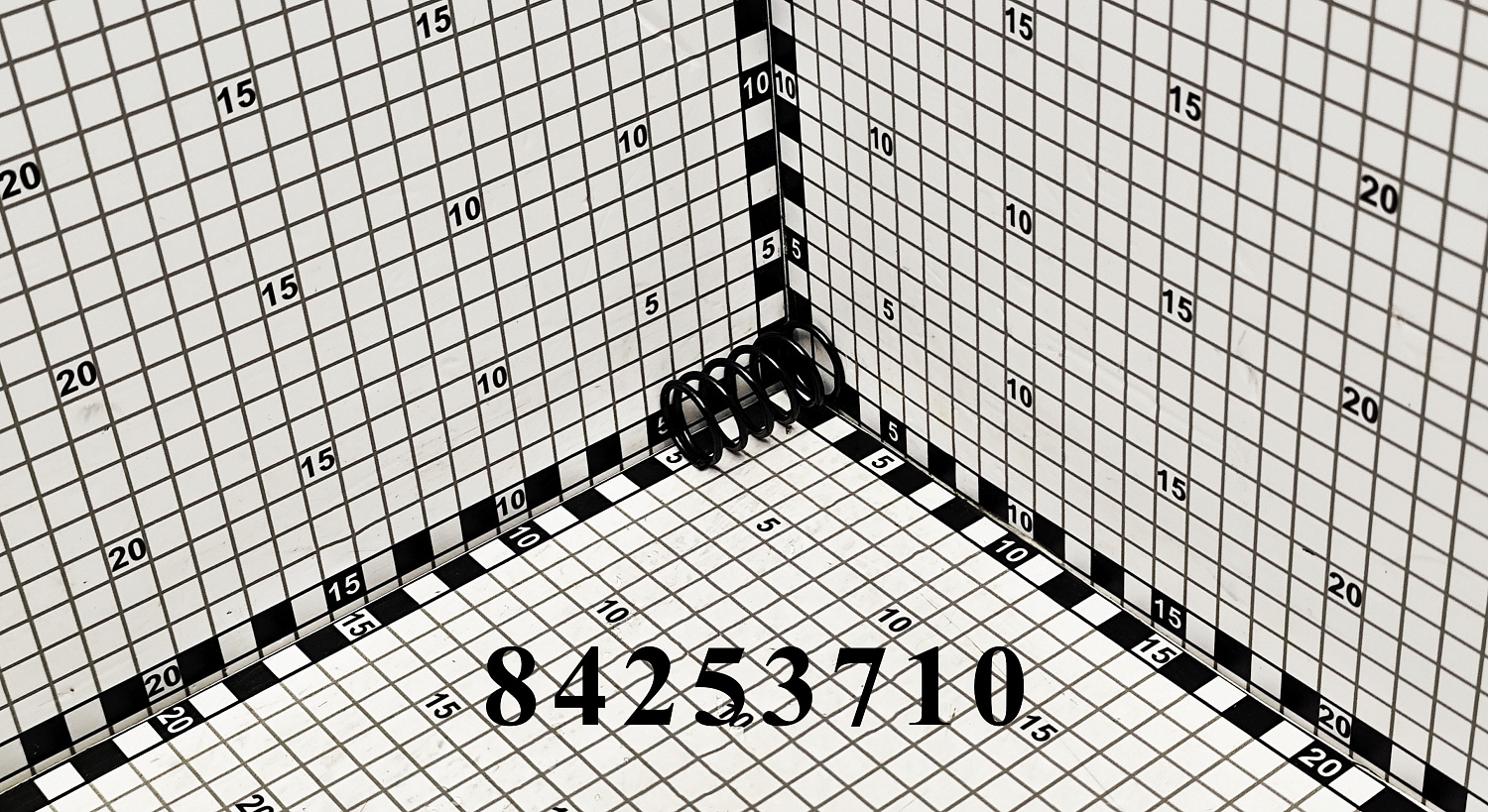 Пружина 84253710 CNHi