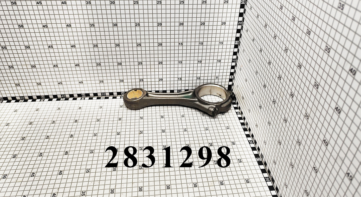 Шатун 2831298 CNHi