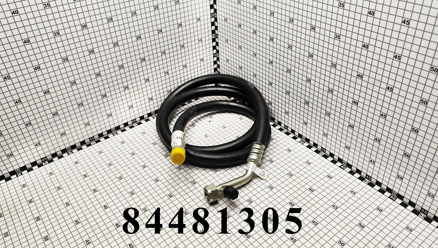 Шланг кондиционера 84481305 CNHi