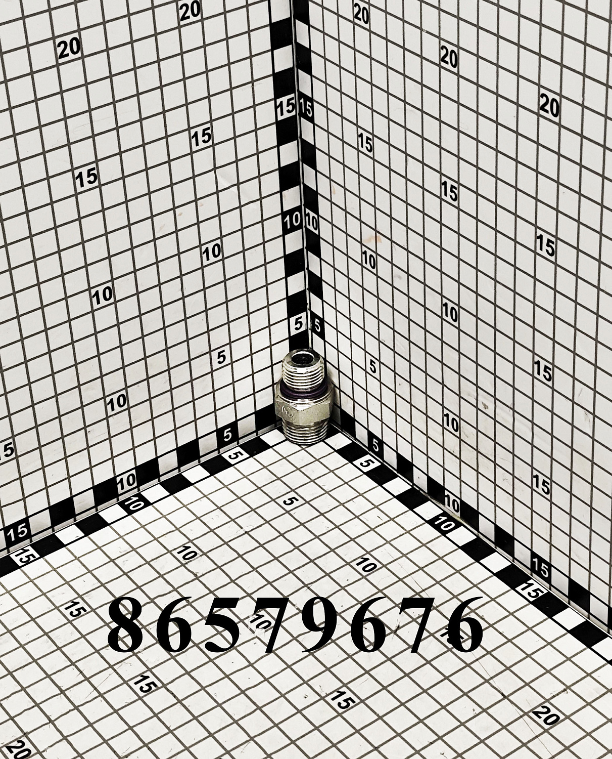 Патрубок 86579676 CNHi