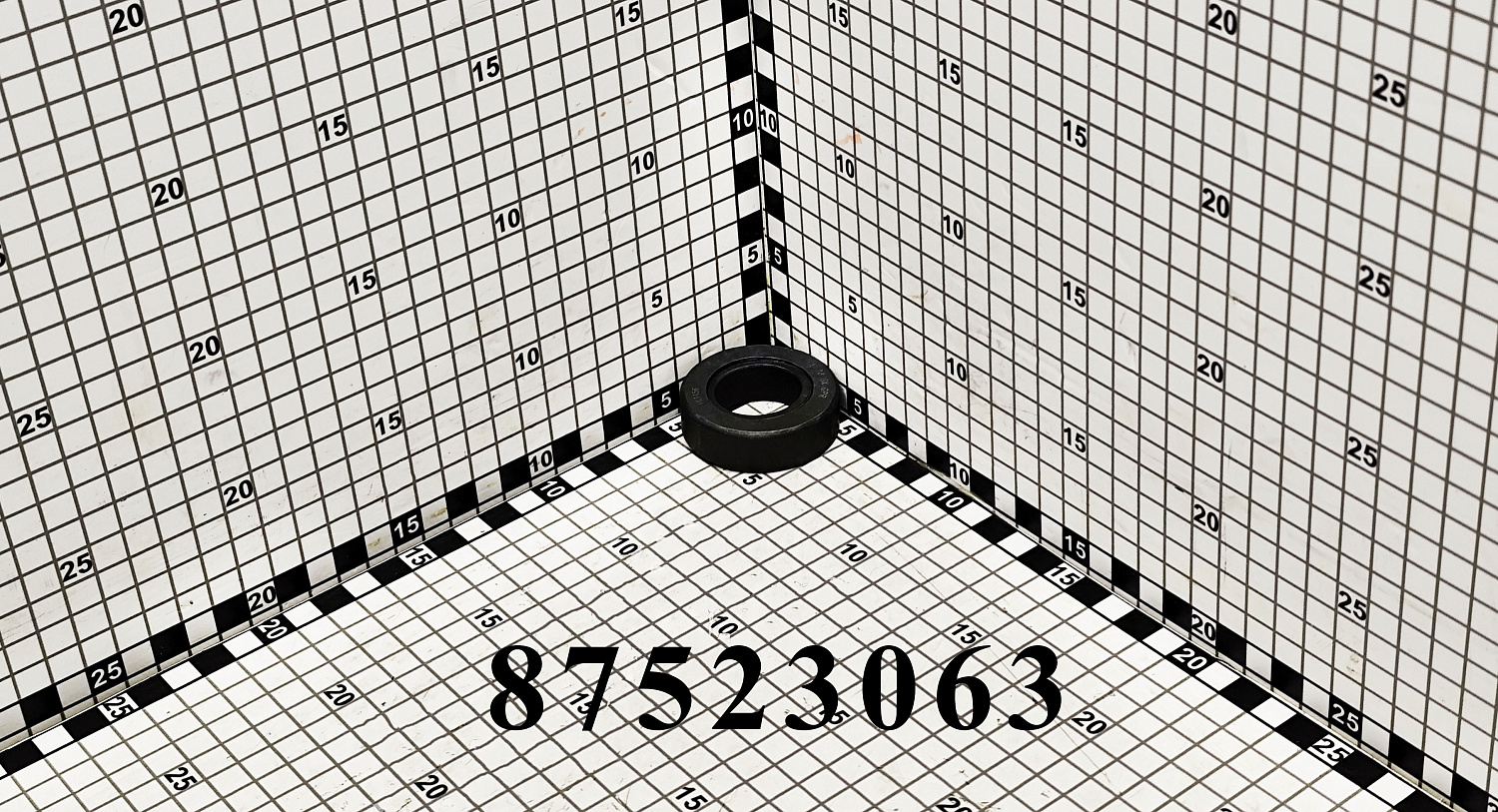 Подшипник шкворня нижний 87523063 CNHi