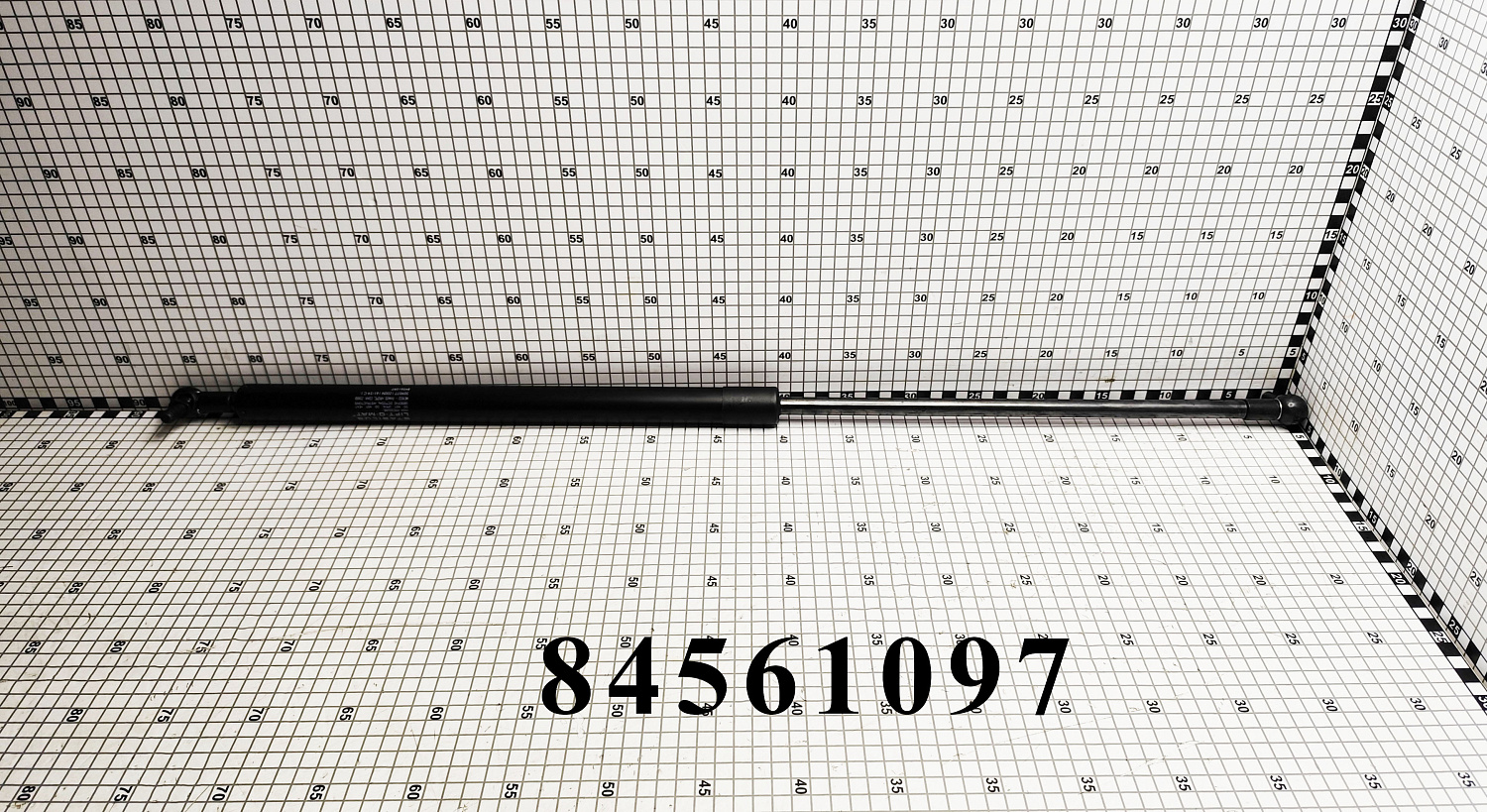 Амортизатор капота 84561097 CNHi