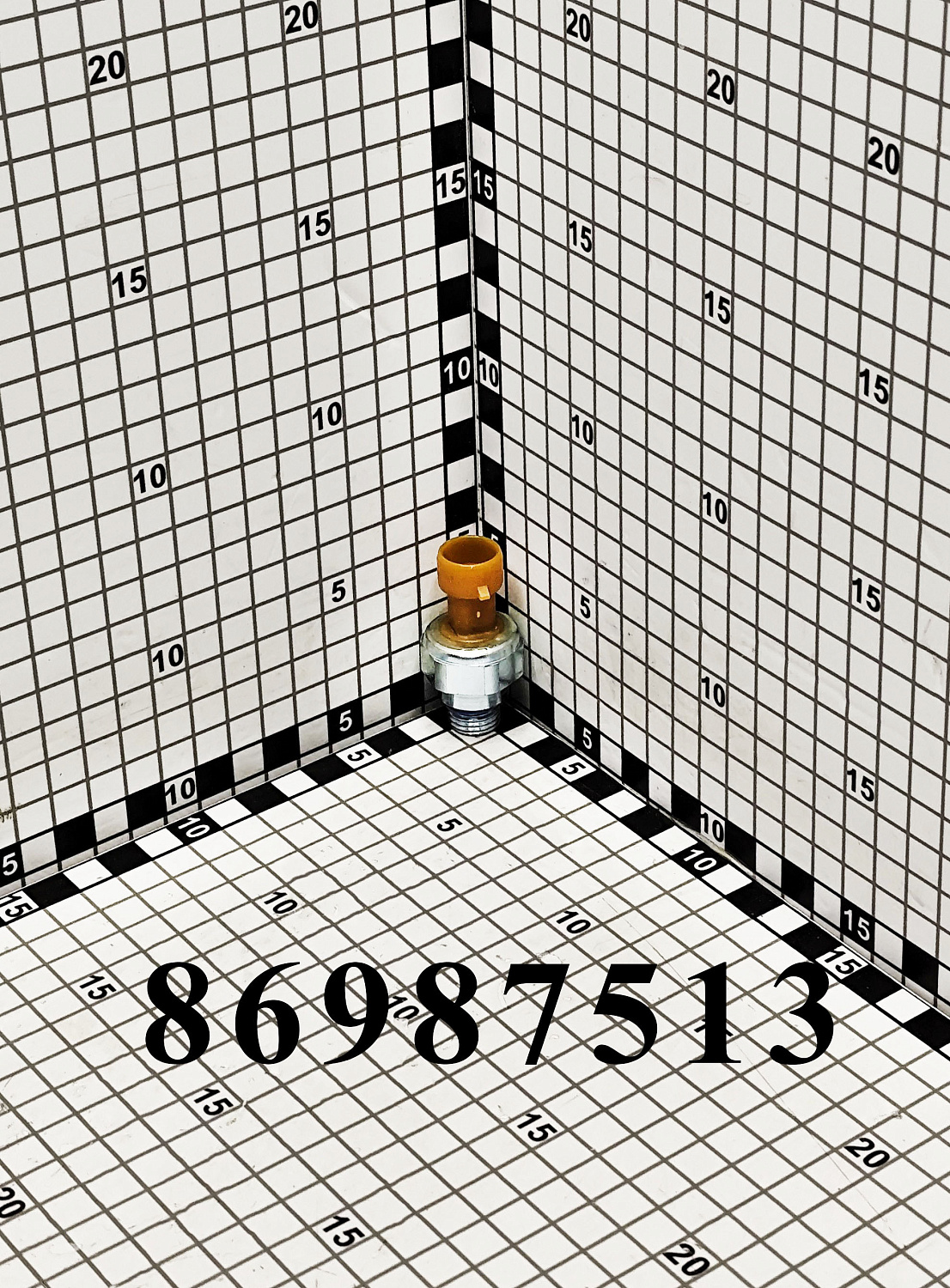 Датчик давления 86987513 CNHi