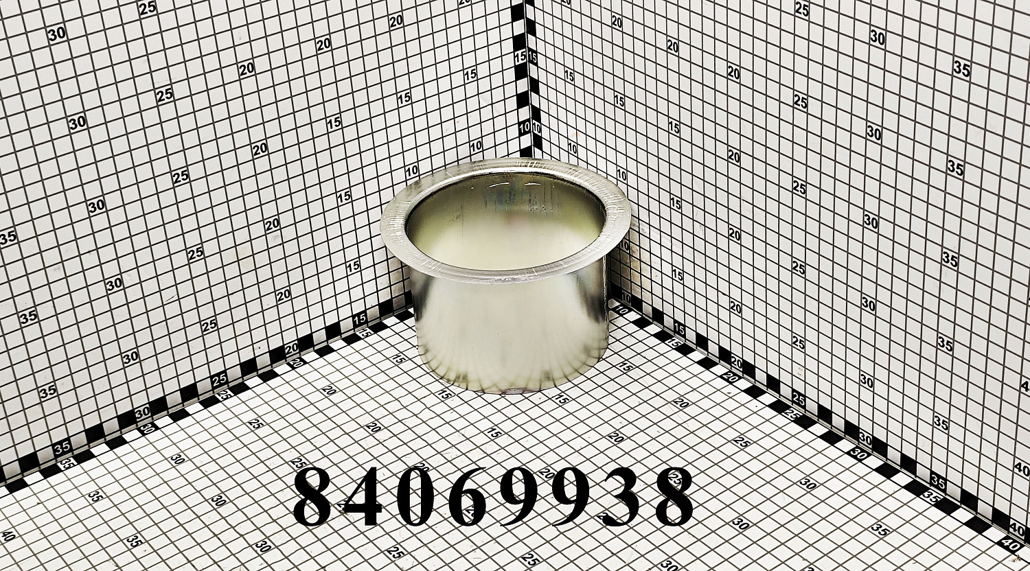 Кожух 84069938 CNHi