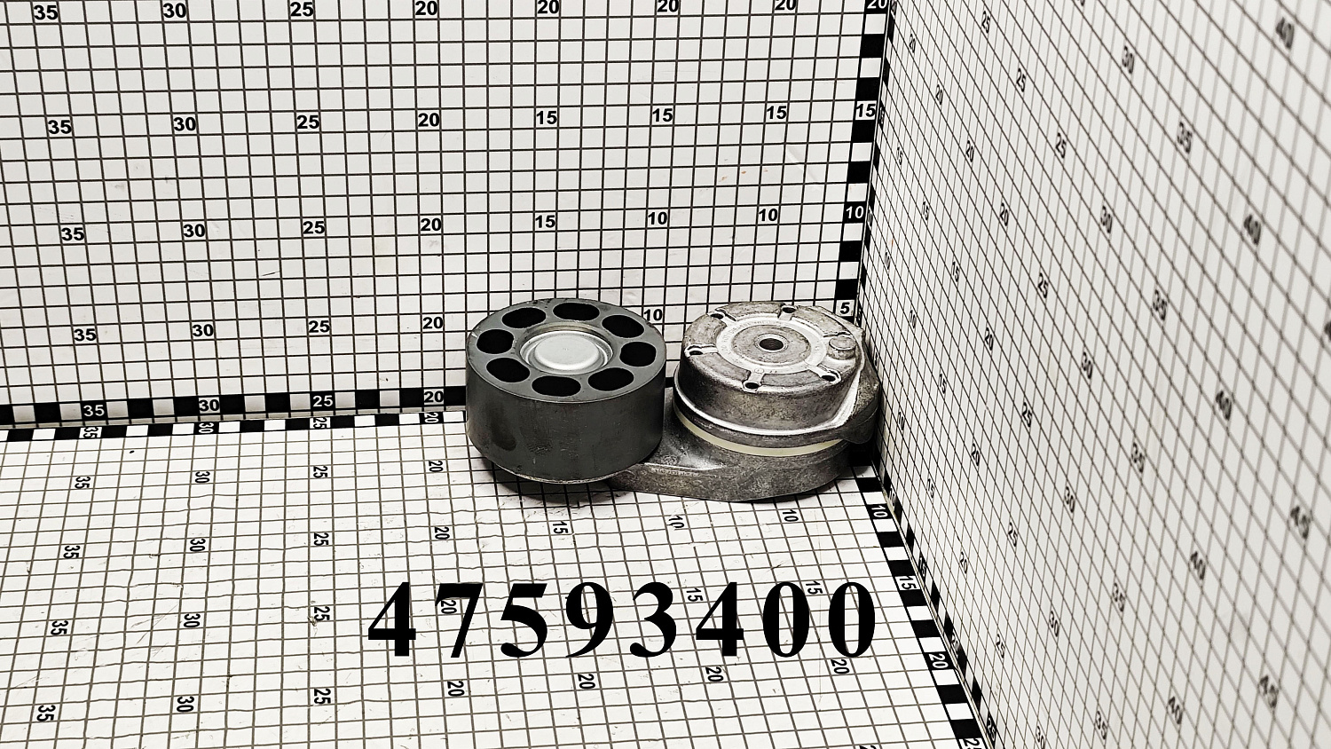 Натяжитель ремня 47593400 CNHi