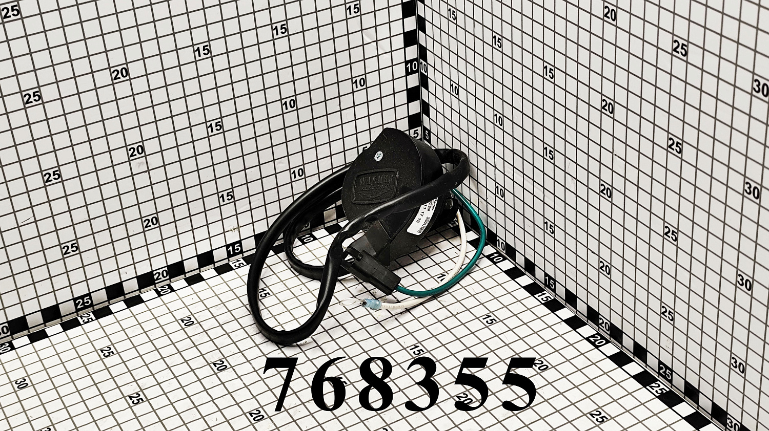 Держатель щетки 768355 CNHi