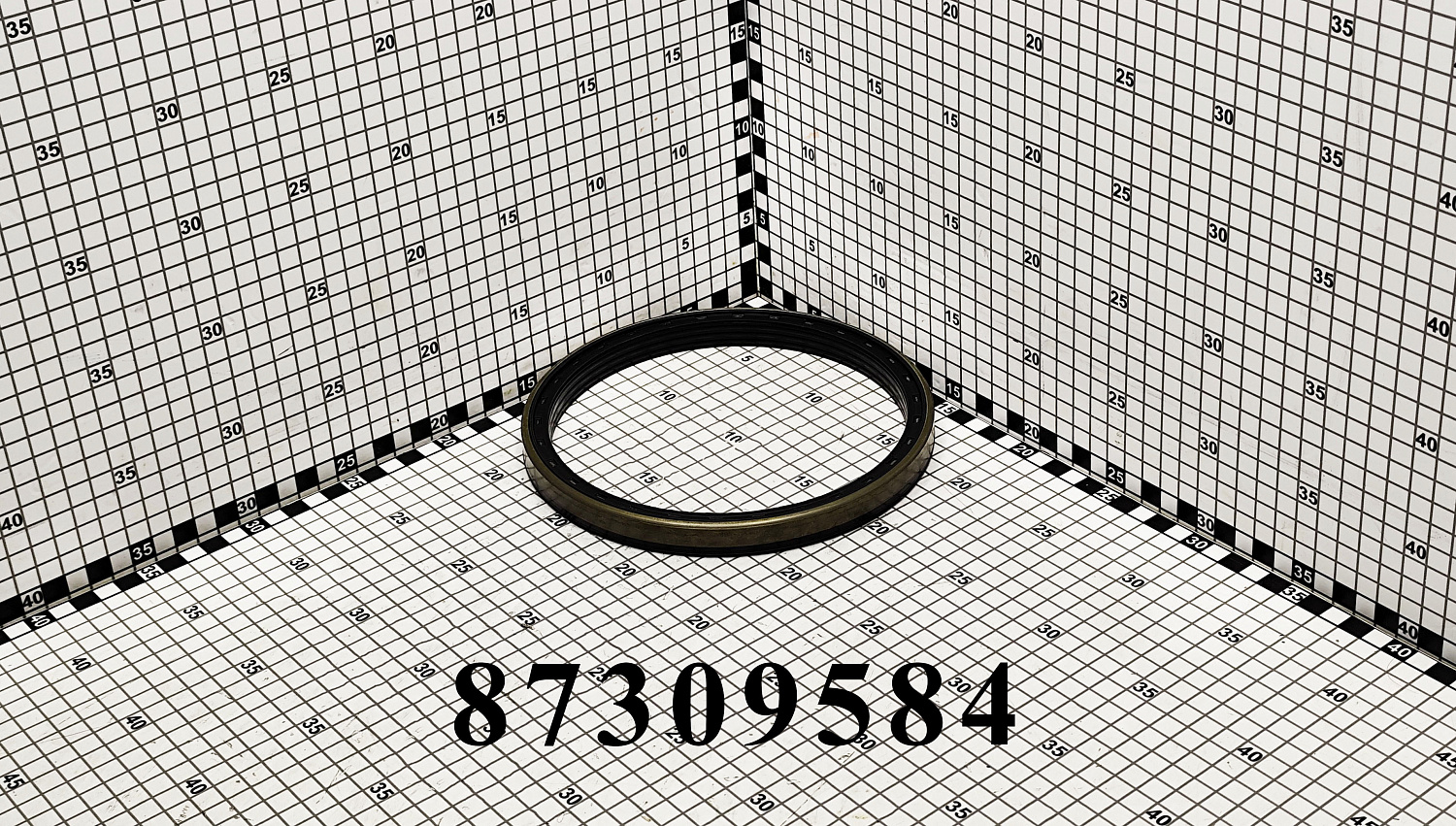 Сальник 87309584 CNHi