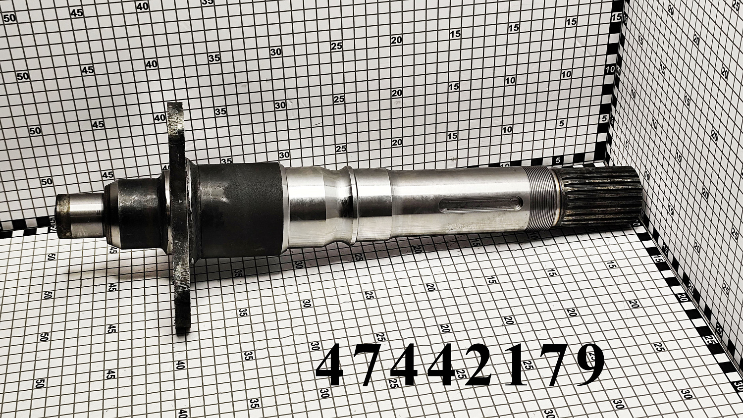 Вал 47442179 CNHi