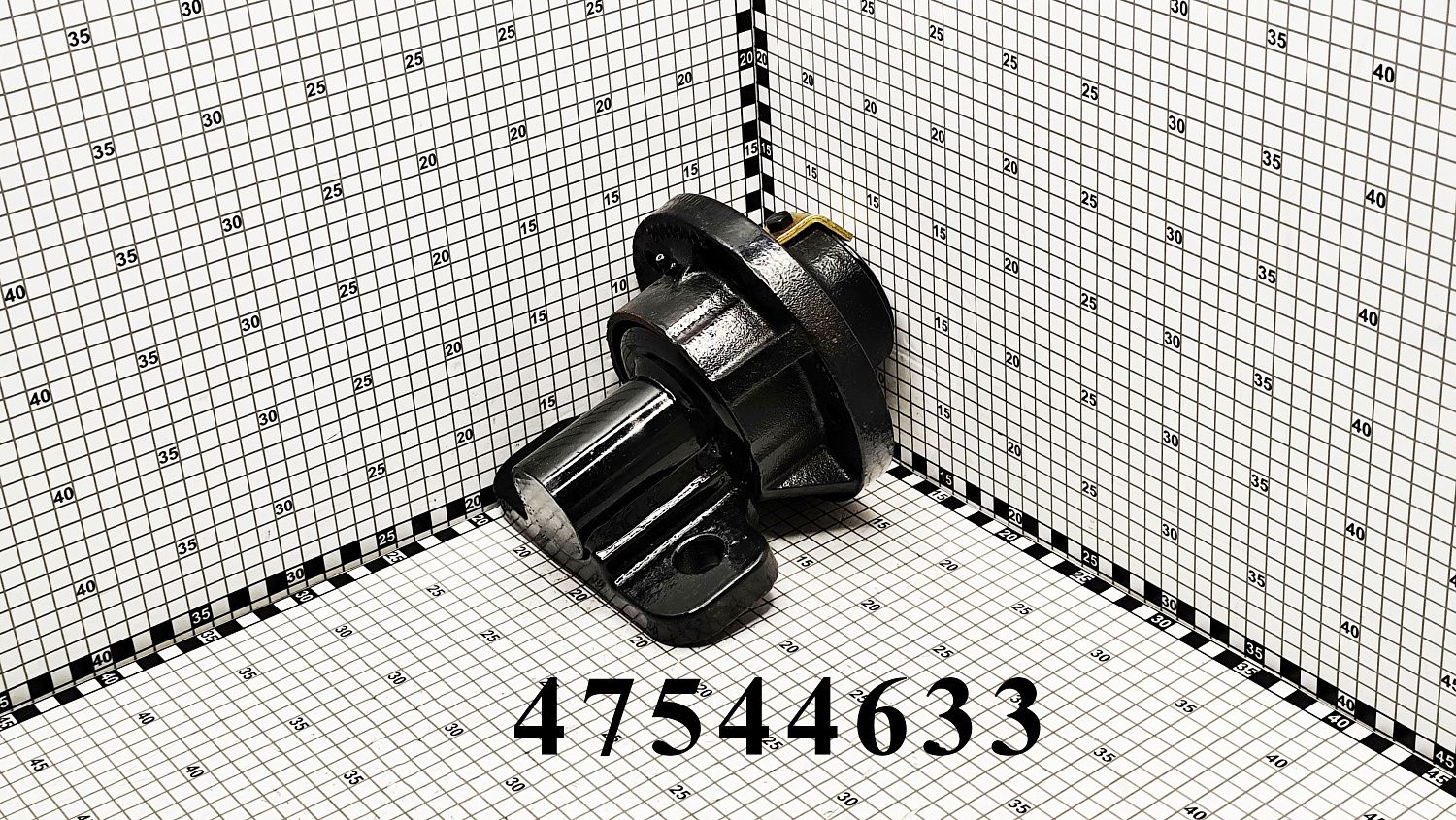 Ось 47544633 CNHi