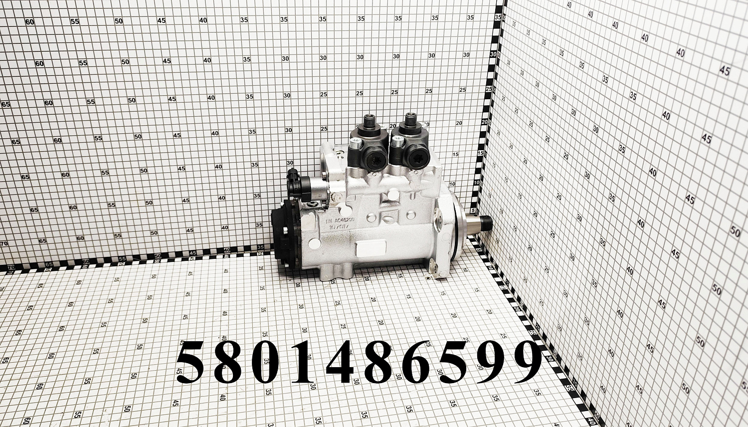 Насос топливный 5801486599 CNHi