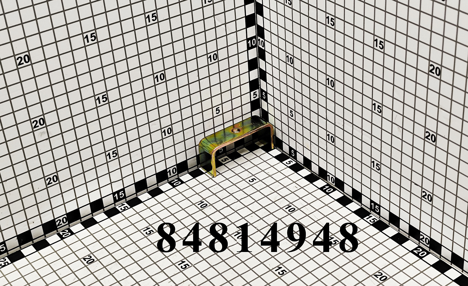 Суппорт 84814948 CNHi
