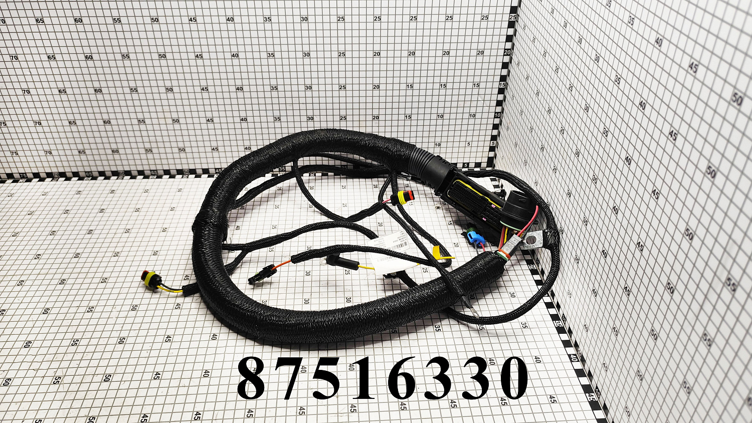 Проводка 87516330 CNHi