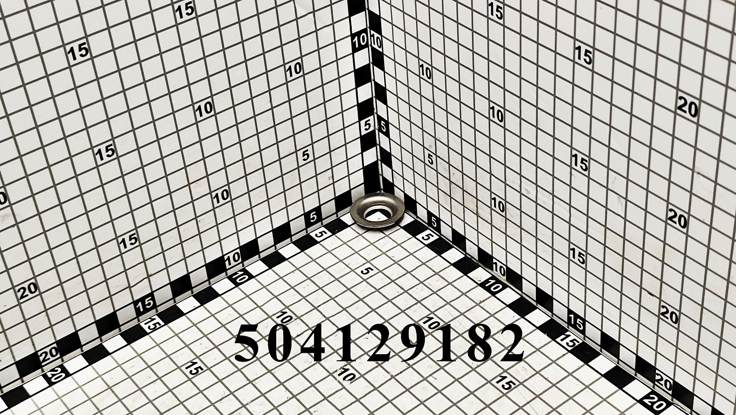 Стакан пружины нижний 504129182 CNHi
