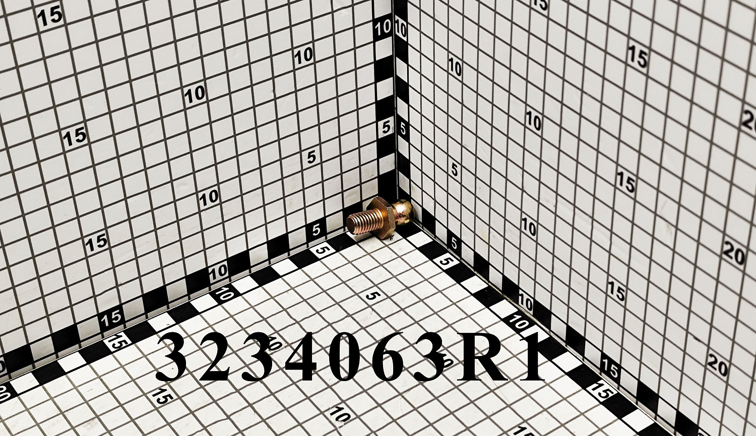 Штифт 3234063R1 CNHi
