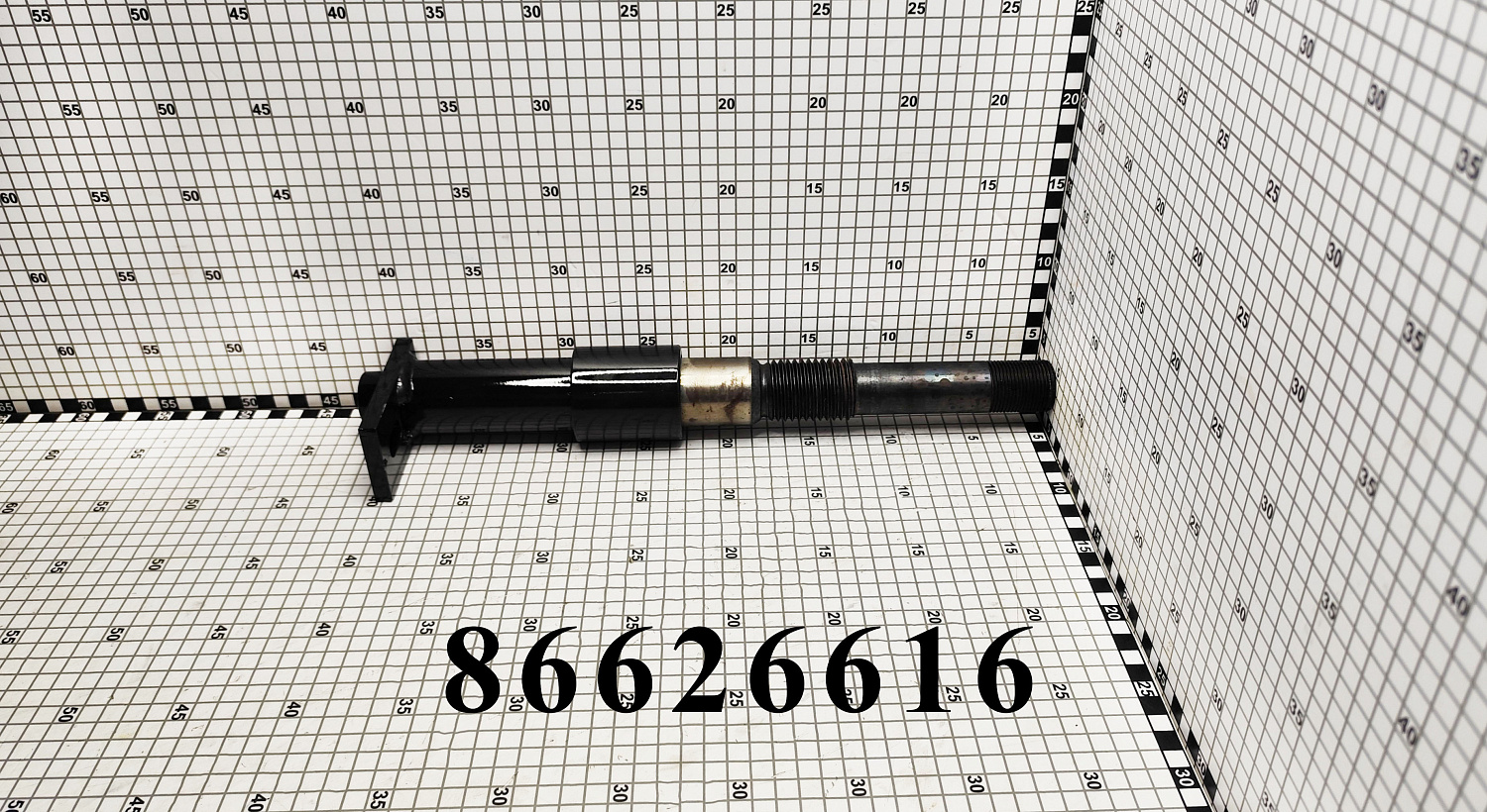 Ось 86626616 CNHi