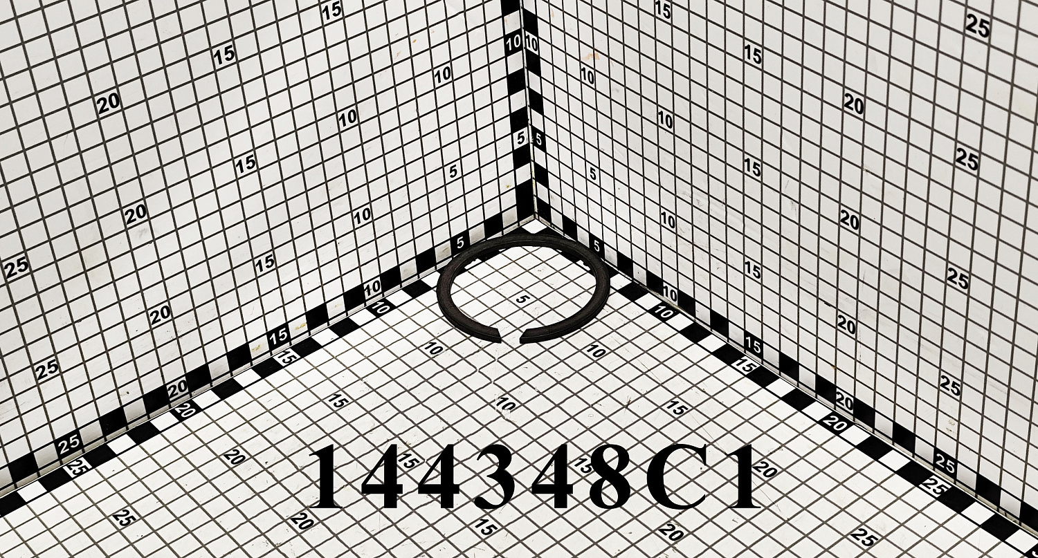 Кольцо стопорное 144348C1 CNHi