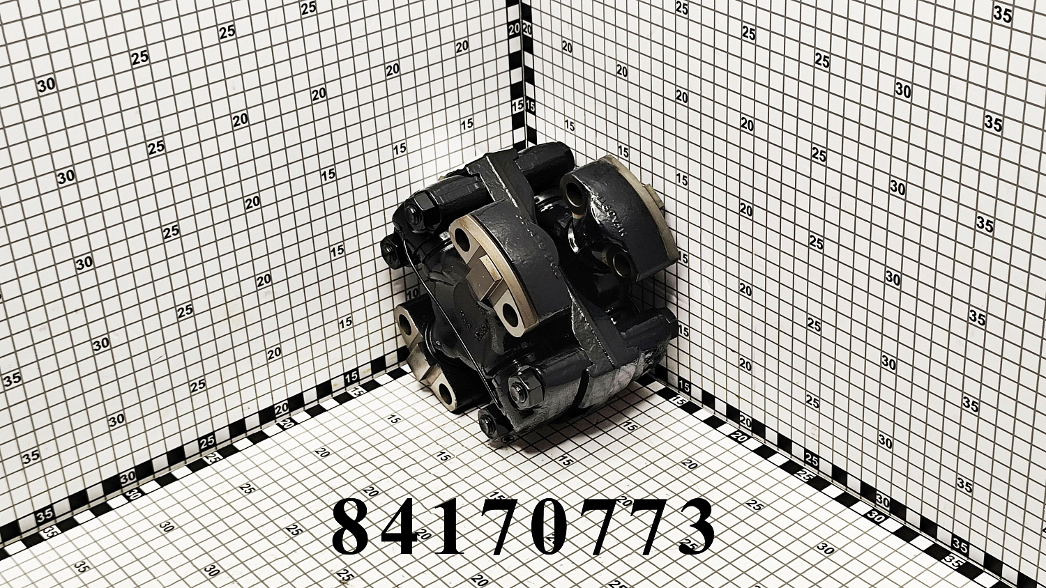 Привод 84170773 CNHi
