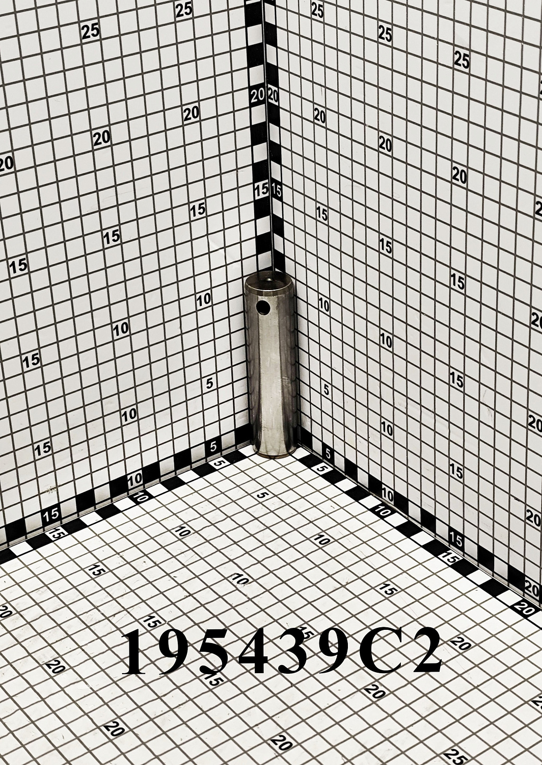 Палец 195439C2 CNHi
