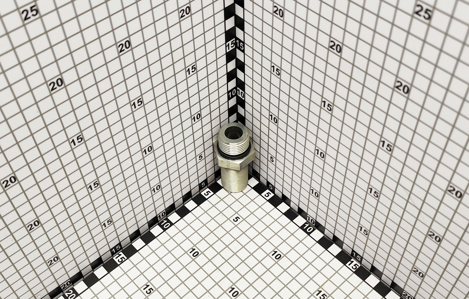Фиттинг перегородки 1-1/16" ORB x 1" ORFS 86038028(86081130)