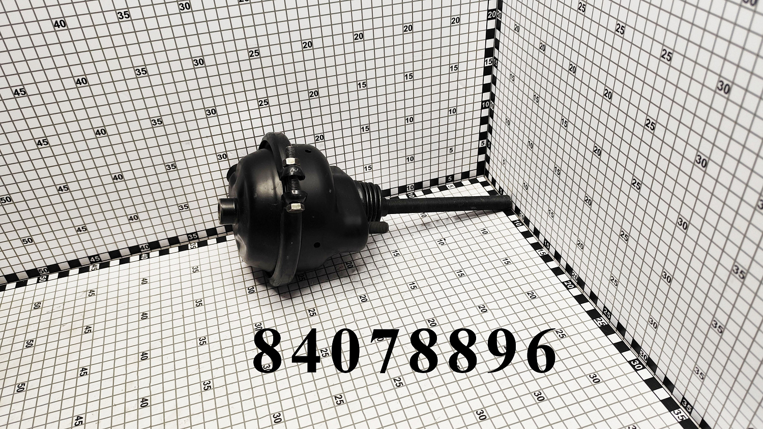 Цилиндр 84078896 CNHi