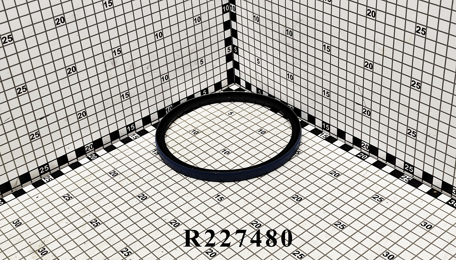 Сальник R227480