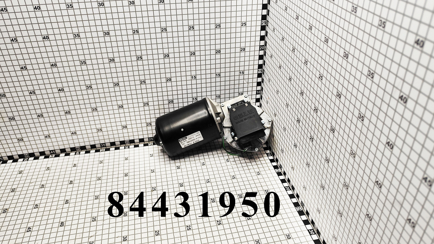 Электродвигатель стеклоочистителя 84431950 CNHi