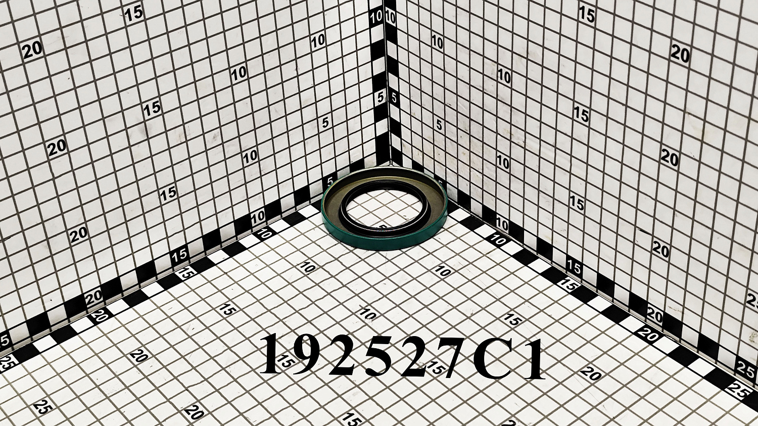 Сальник 192527C1 CNHi