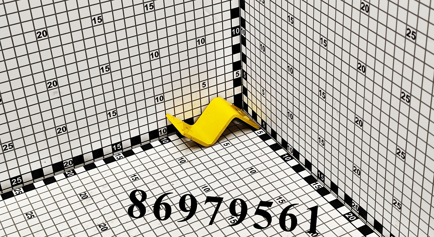 Кронштейн 86979561
