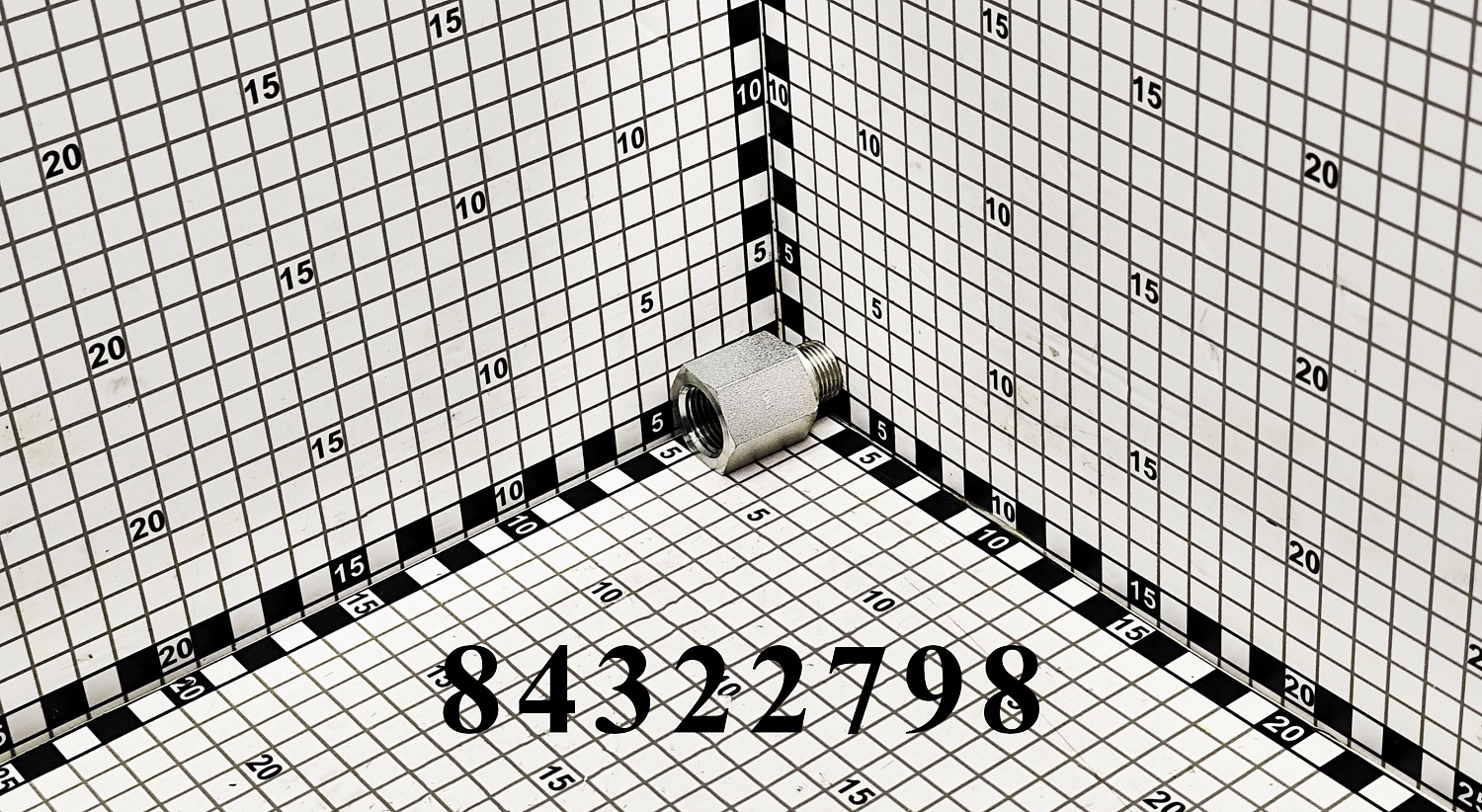 Переходник 84322798 CNHi