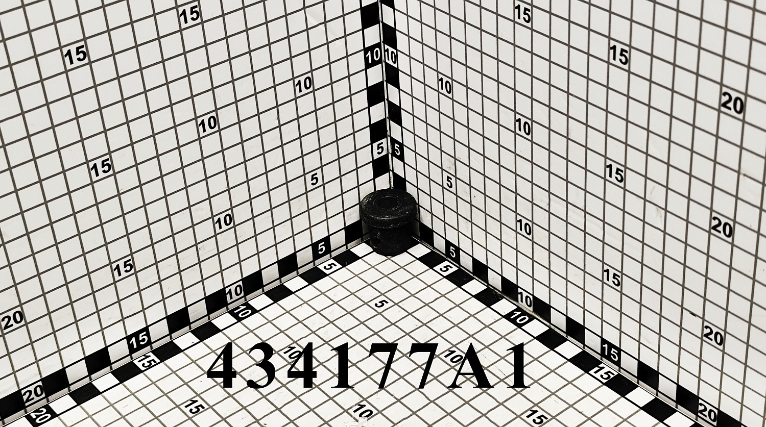Изолятор 434177A1 CNHi
