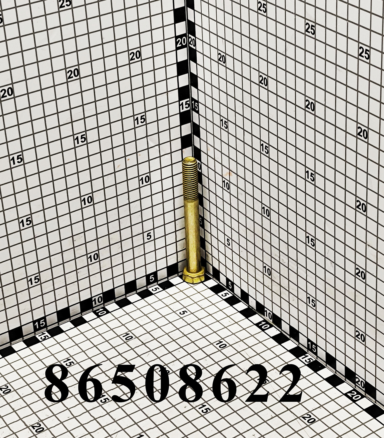Болт 86508622 CNHi