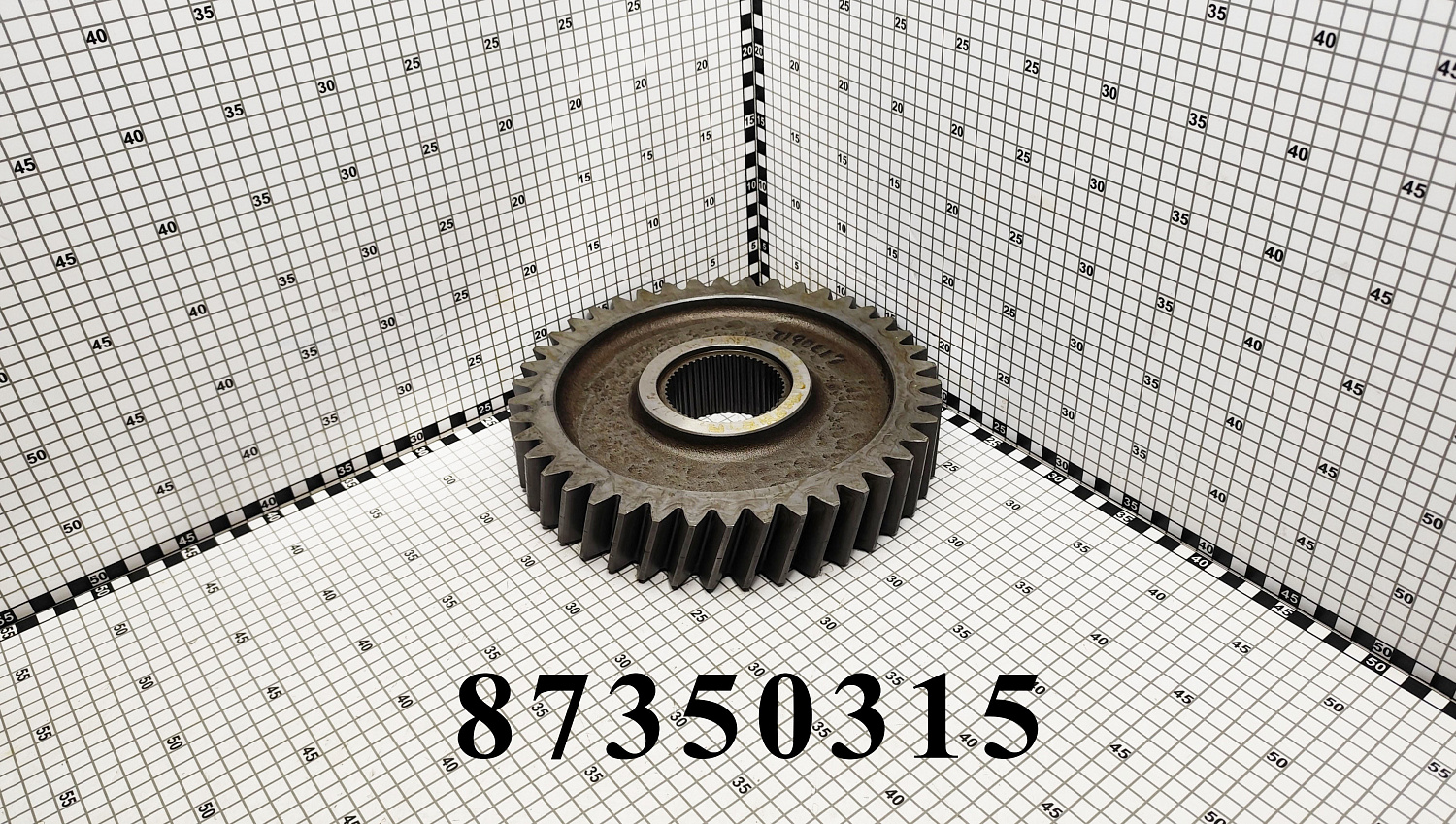Шестерня 87350315 CNHi