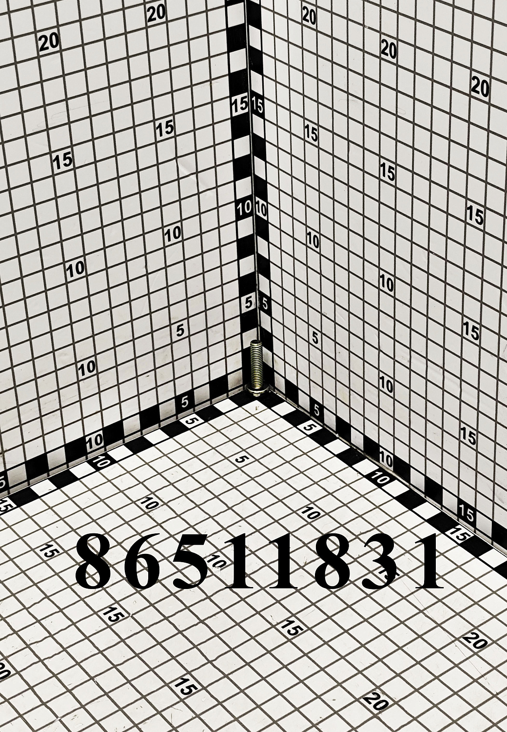 Винт 86511831 CNHi