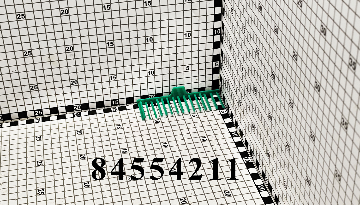 Держатель 84554211 CNHi