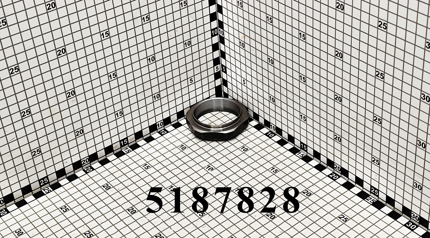Гайка 5187828 CNHi