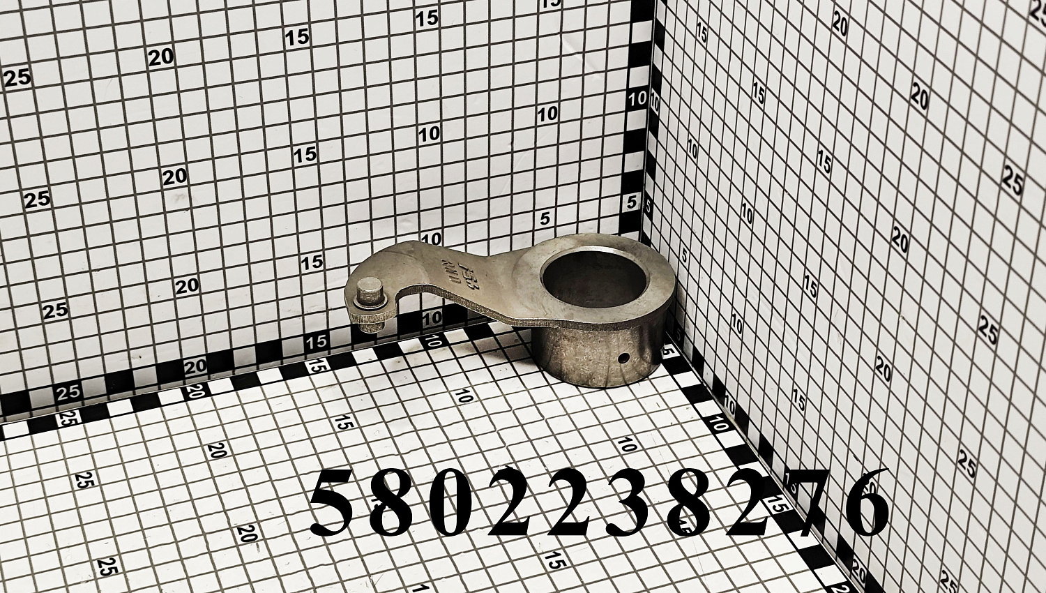Рычаг 5802238276 CNHi