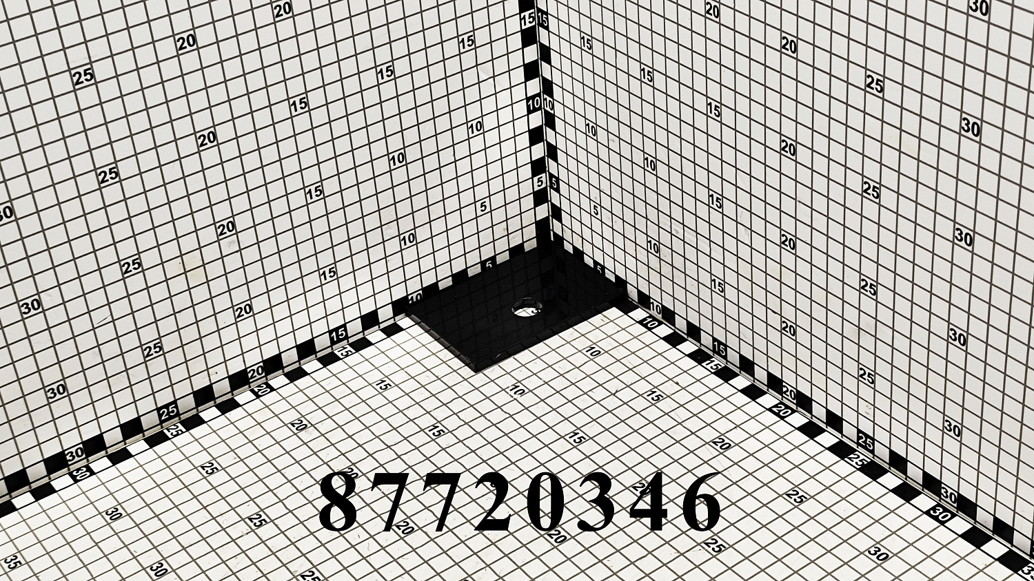 Фиксатор 87720346 CNHi