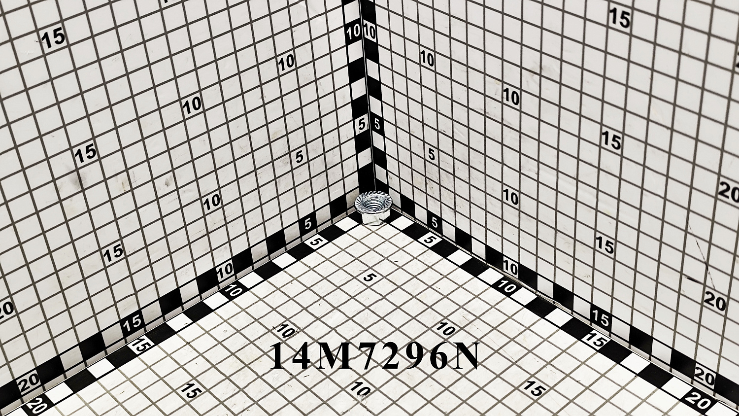 Гайка 14M7296N